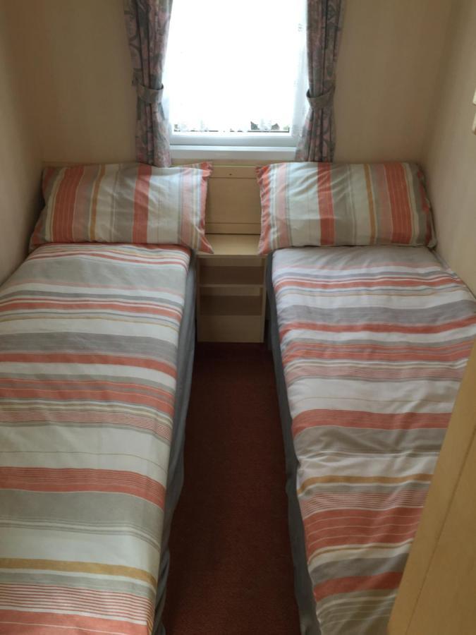 L&G Family Holidays 8 Berth Sealands Familys Only And The Lead Person Must Be Over 30 (Adults Only) Ingoldmells Exterior photo